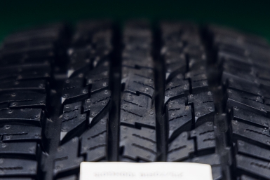 Новая шина, тематическая фотография Евгений Кулешов, ИА PrimaMedia