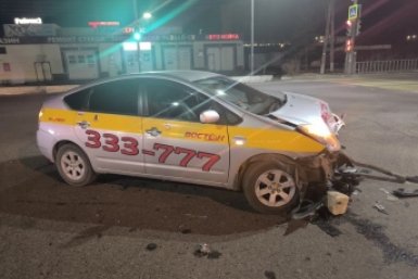 Две автомобилистки-нарушительницы столкнулись в Уссурийске