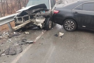 Три человека пострадали в ДТП на трассе в Шкотовском районе Приморья