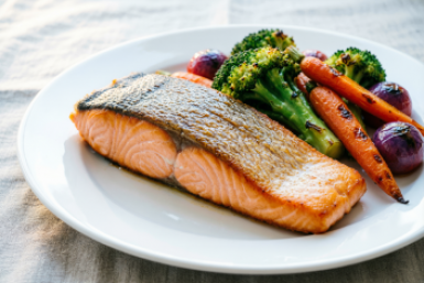 Мариную лосось вот так — рыба тает во рту: гости просят рецепт на следующий день