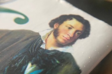 Вы - легенда литературы, если продолжите 7/7 стихов - ТЕСТ для читающих