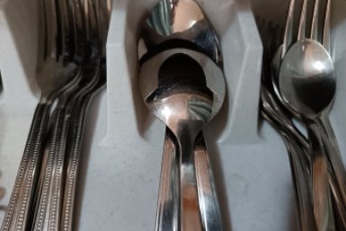 10 гр на 1 литр воды — и столовые приборы чисты, как в день покупки, сияют даже в темноте