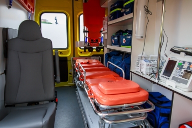 Француз запер своего девятилетнего сына в фургоне на год