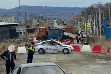 "Проезда нет": трафиковую дорогу перекрыли в Приморье