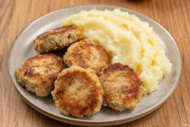 Беру курицу и кабачок: леплю сочные котлетки за 25 минут — тарелки пустеют, а семья просит еще