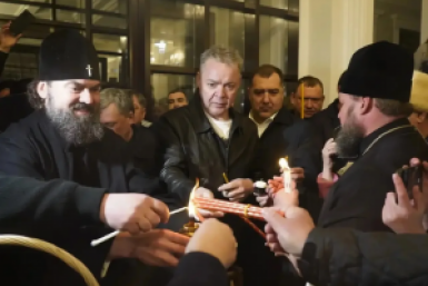 Благодатный огонь встретили на Ставрополье