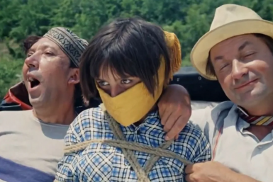 Найди 1 кадр-самозванец в культовом фильме СССР "Кавказская пленница" - ТЕСТ