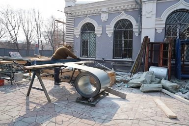 В Уссурийске ремонтируют здание-памятник городского музея