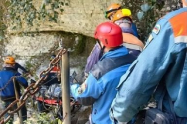 В Сочи нашли тело сорвавшегося в ущелье туриста