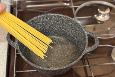 Всю жизнь варили макароны неправильно: физик объяснил, почему сыпать соль до закипания - это ошибка ИА Stavropol.Media