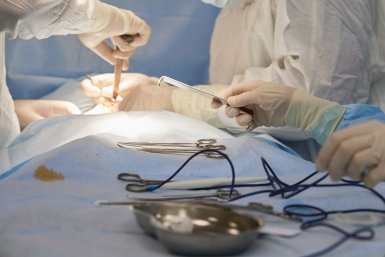 Опухоль размером с ребенка удалили 71-летней жительнице Приморья