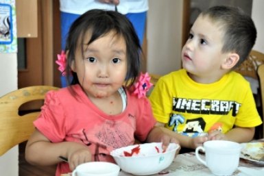 Новорожденная из посёлка Агинское получила цветочное имя  