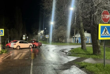Три человека получили травмы в тройном ДТП в Георгиевске