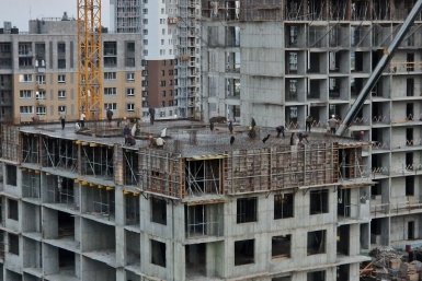 Стройка жилого дома, новостройка, строители Гречанюк В. В., ИА PrimaMedia.ru