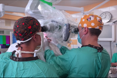 Детские хирурги впервые удалили опухоль в центре мозга девочки в Иркутске