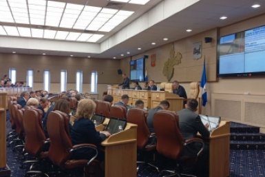 Депутаты Заксобрания Приангарья расширили меры поддержки участников СВО на 36-й сессии