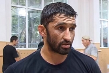 Фигурант громкого дела, экс-чемпион мира по боям без правил Амар Сулоев скончался в Анапе скриншот видео в YouTube