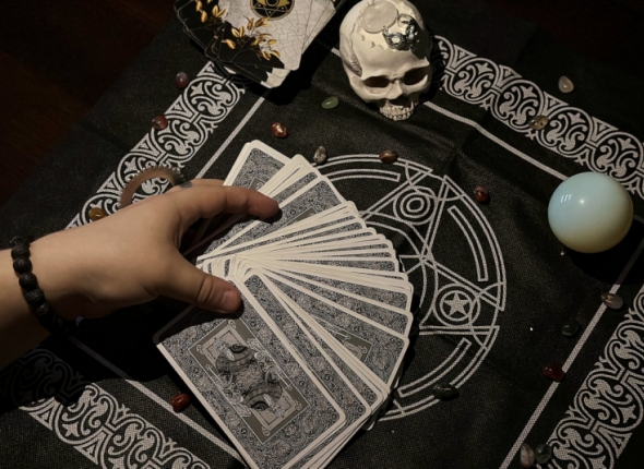 Таро, числа и тёмная магия: эзотерический рынок Приморья перенасыщен и буксует