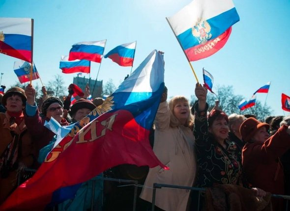 "Будущее литературы - за большими проектами Дальнего Востока и космонавтикой"