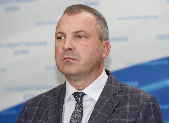 "Будущее литературы - за большими проектами Дальнего Востока и космонавтикой"