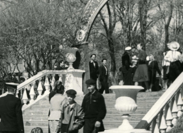 Город на костях: дороги, жилые дома и кинотеатры на старейших кладбищах Владивостока