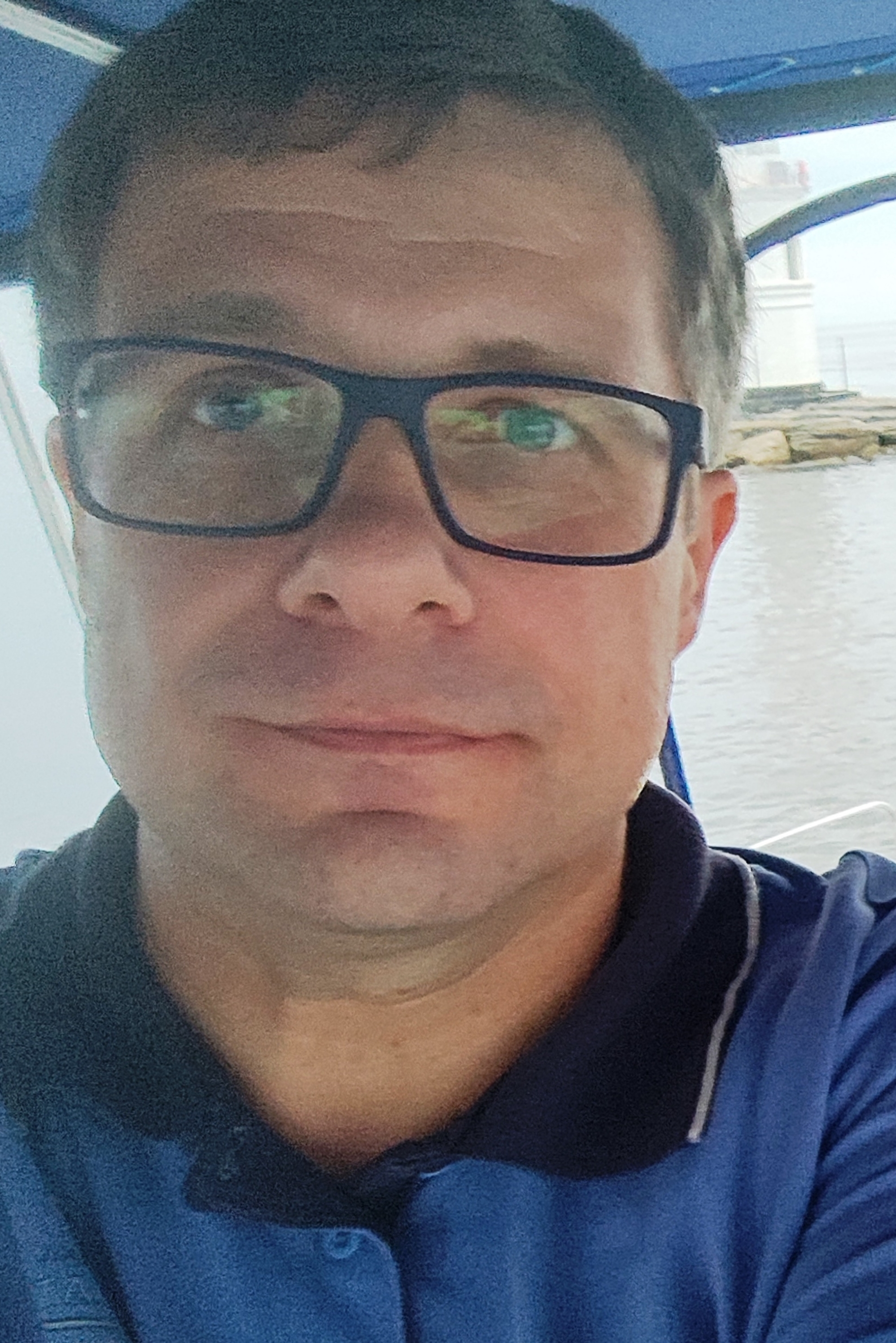 Александр Петров