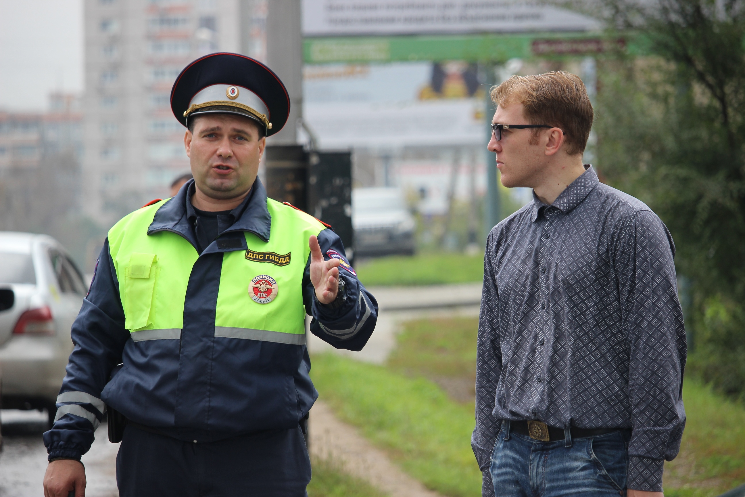 Проверку таксистам устроили сегодня в Хабаровске общественники совместно с ГИБДД Корр. ИА AmurMedia