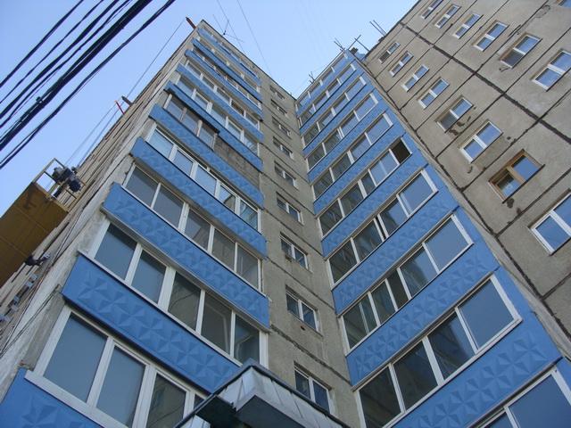 Капитальный ремонт дома в ТСЖ Толстовцы во Владивосткоке Юрий Евдан