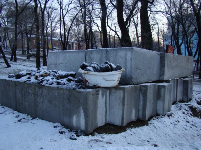 Перенос теплотрассы производится на улице на Черемуховой во Владивостоке