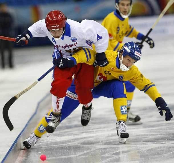 хоккей с мячом www.sovsport.ru