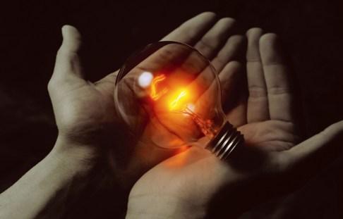 Час Земли пройдет во Владивостоке  http://www.ecogeek.ru/wp-content/uploads/2009/02/turn_off_lights.jpg