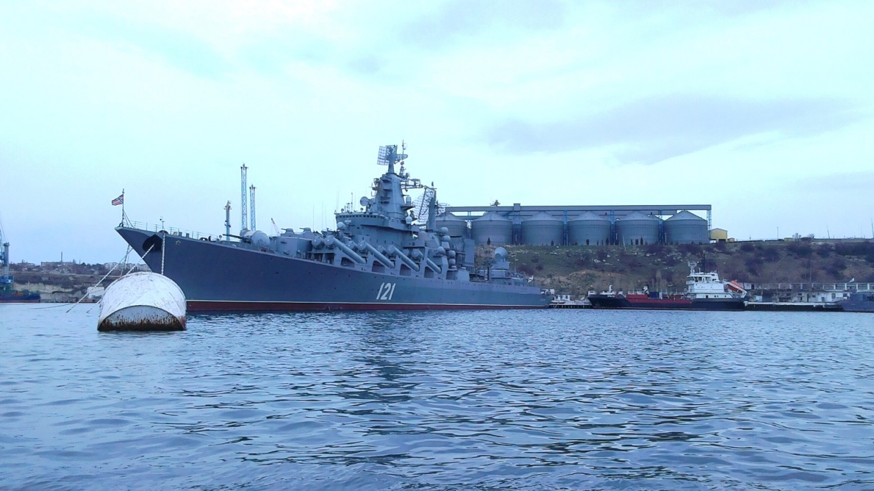 Крейсер "Москва" в Севастополе