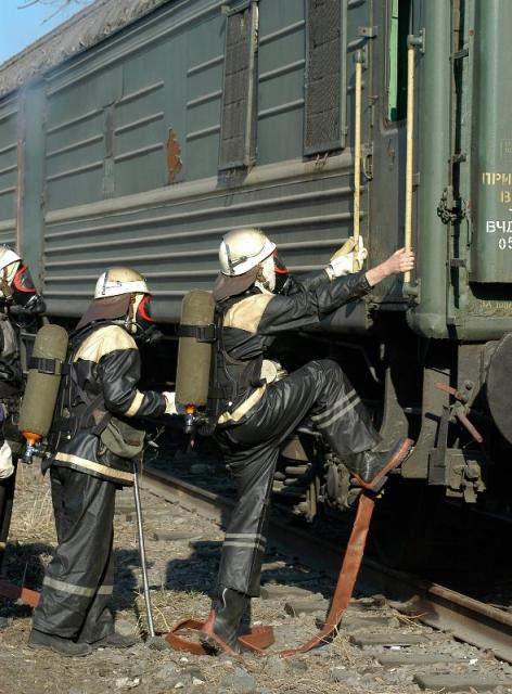 Учебный пожар в вагоне потушили на станции Первая речка во Владивостоке