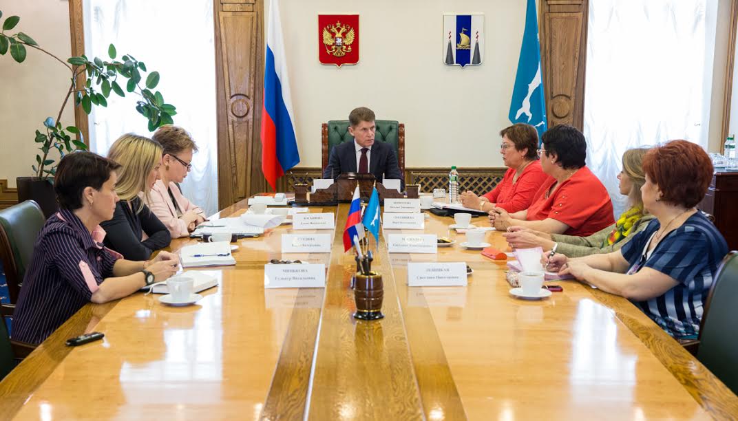 Встреча предоставлено пресс-службой правительства Сахалинской области