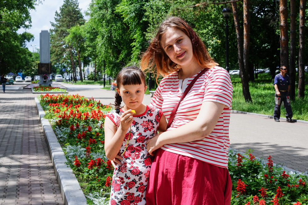Екатерина Карпова с дочерью Илоной. Александр Тарасов.