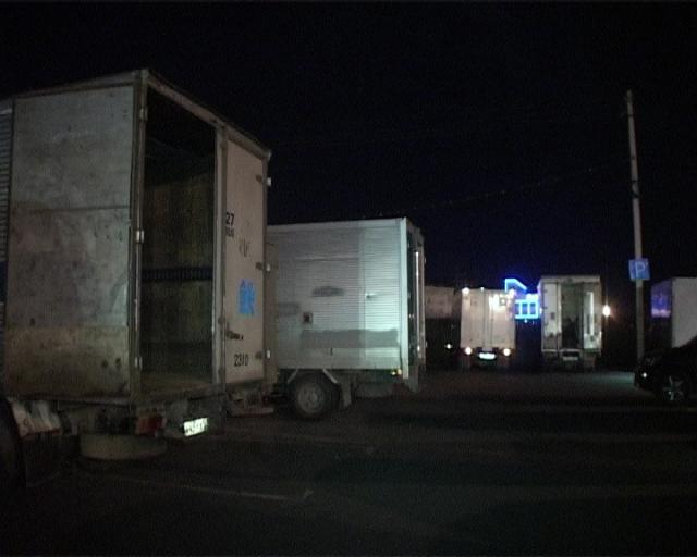 Грузовики в ожидании 