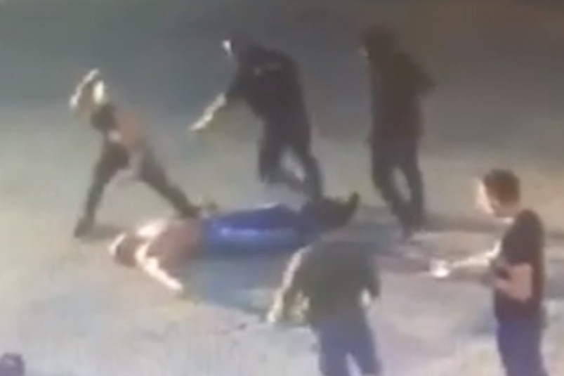 Момент убийства спортсмена Скриншот с видео