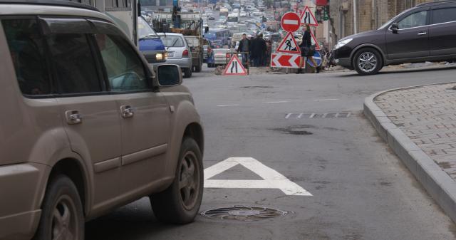 Полоса нужна не автобусу Сергей Ланин