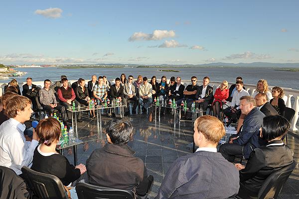 Встреча Вячеслава Шпорта с молодежью