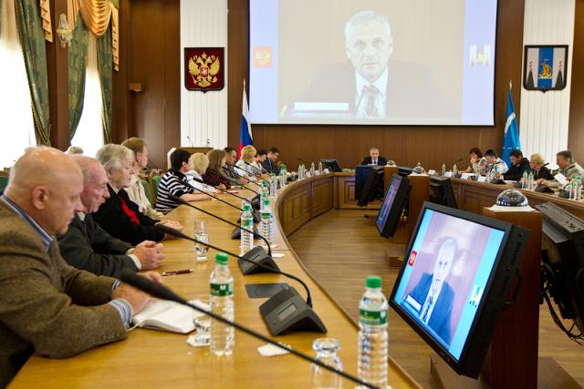 Губернатор Сахалина встретился с представителями общественных организаций Пресс-секретарь губернатора Сахалинской области
