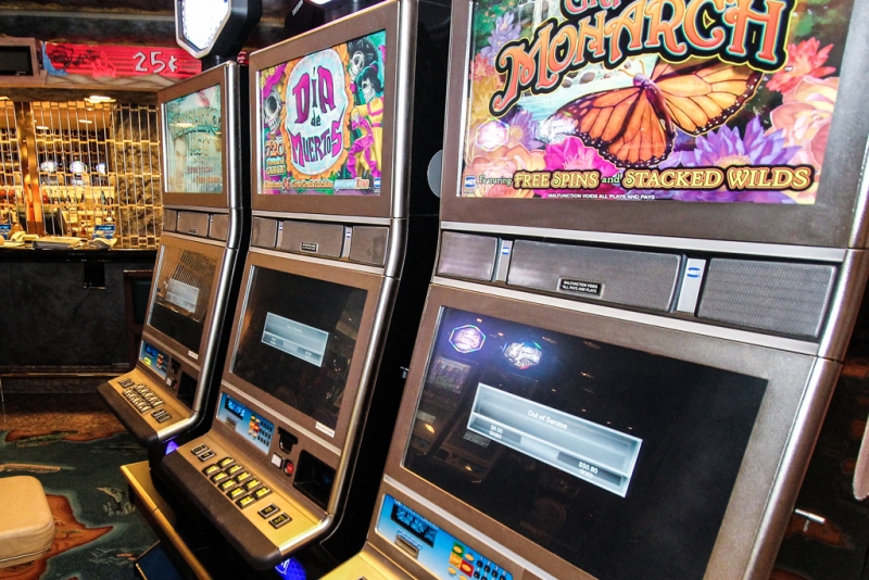 Незаконный игорный клуб открыла в Краснодаре молодая &quotбизнес-вумен&quot Антон Балашов