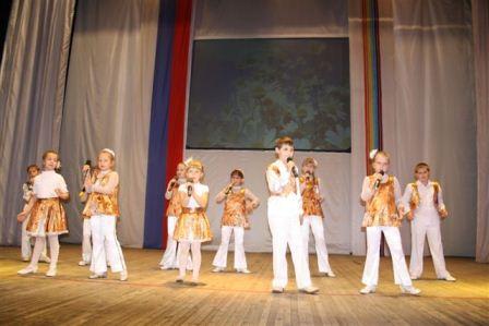 Общественные награды вручены семейным парам в Биробиджане