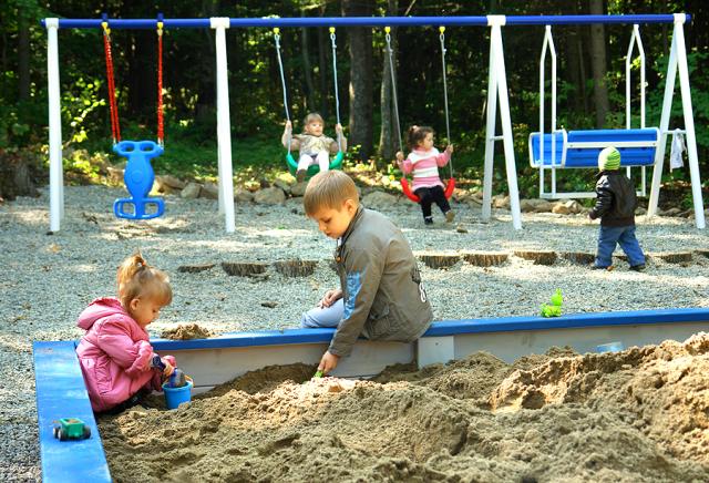 В ботаническом саду Владивостока строится детская площадка - PrimaMedia.ru