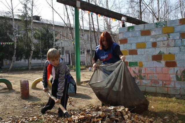 Субботники по санитарной очистке города проходят в Биробиджане