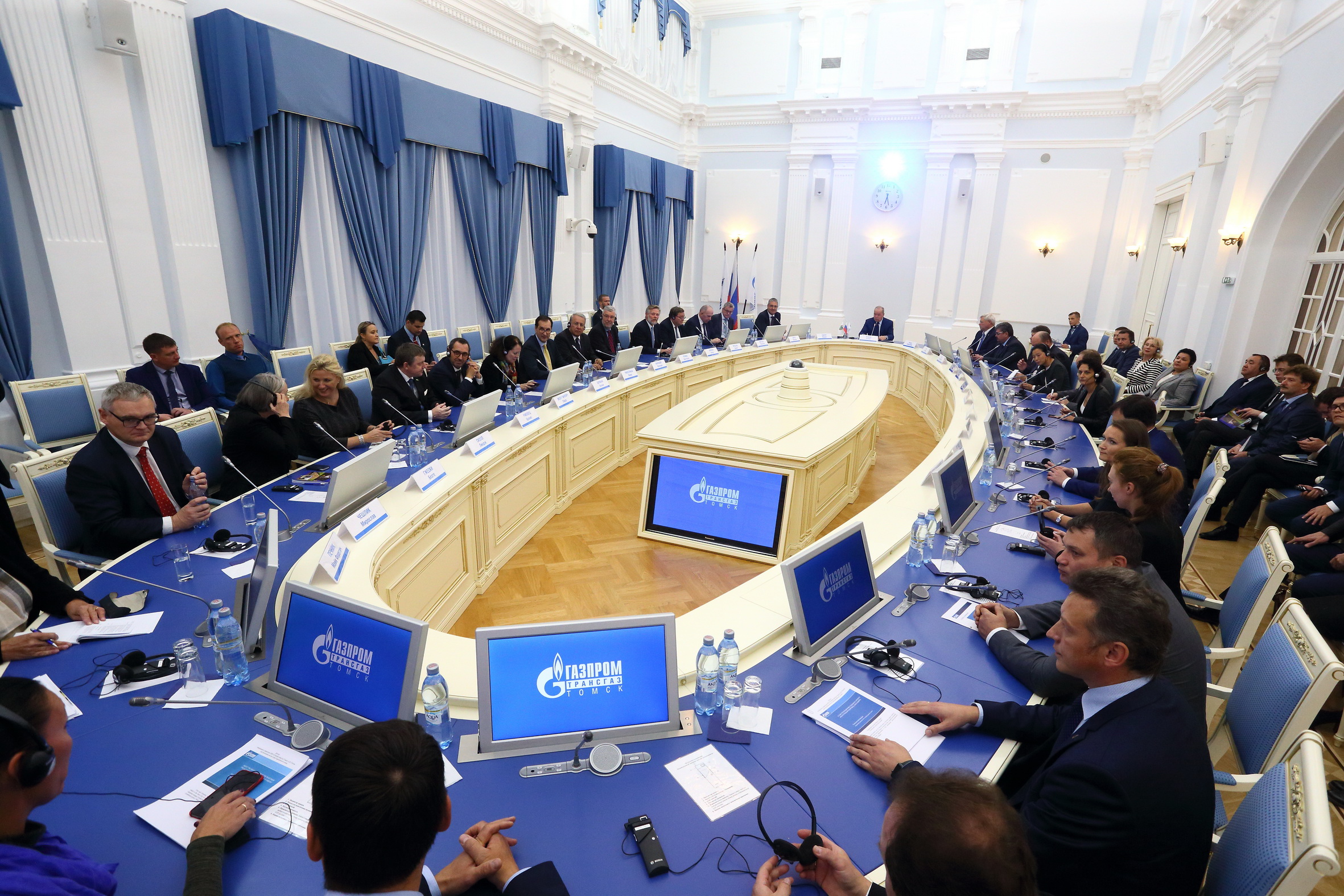 Делегация европейских послов оценила "Силу Сибири" Предоставлено ПАО "Газпром"