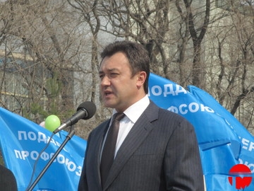Митинг и пикет – цивилизованная форма выражения общественного мнения: Виктор Пинский http://www.telemiks.tv/photo/image/10816/master/профсоюзы1.jpg?1292827331