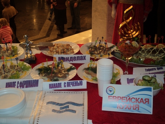 Блюда разных национальных кухонь попробовали жители ЕАО (ФОТО)