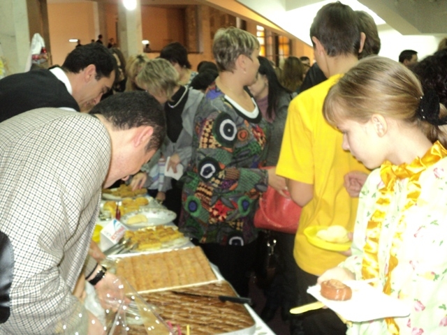 Блюда разных национальных кухонь попробовали жители ЕАО (ФОТО)