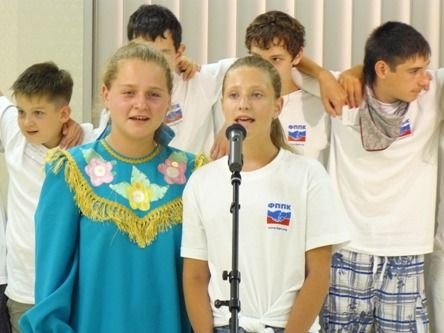 В рамках визита дружбы юные артисты дали концерт в местной общеобразовательной школе http://fppk.org/news/gallery/?sid=34