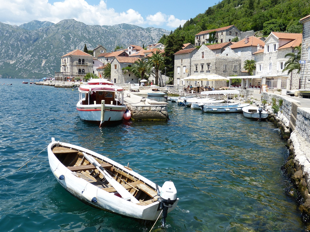 Летом в Черногории можно будет находиться 180 дней без визы pixabay.com